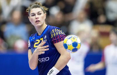 „Și acum mi se face pielea ca de găină!” » Oana Manea, analiză amplă după debutul României la Mondial: „Ce personalitate! N-are pic de trac”