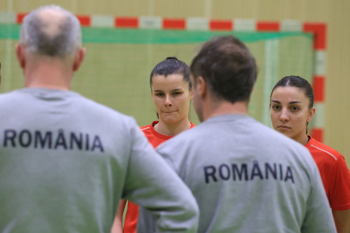 Imagini de la antrenamentul oficial al României înaintea meciului cu Japonia