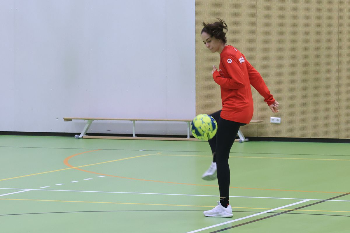 Imagini de la antrenamentul oficial al României înaintea meciului cu Japonia