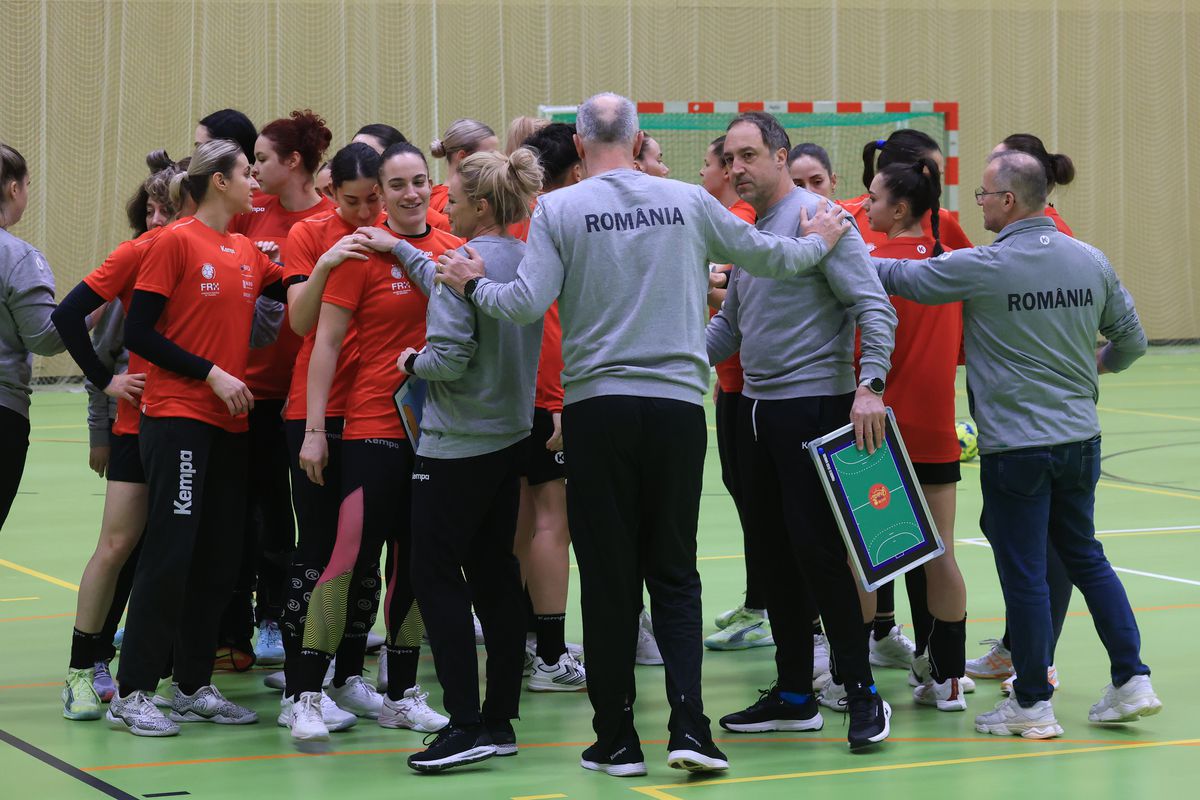 Imagini de la antrenamentul oficial al României înaintea meciului cu Japonia