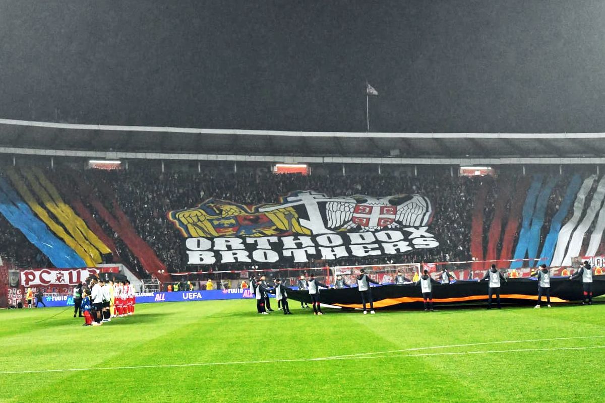 Scenografia sârbilor la Steaua Roșie - FCSB