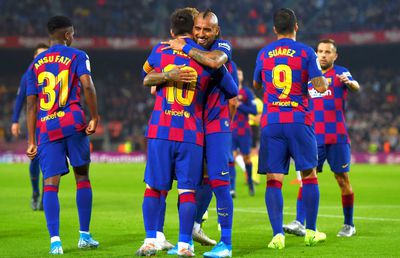 Scandal la Barcelona: Arturo Vidal și-a dat în judecată propriul club! » Stratagemă pentru a forța transferul?