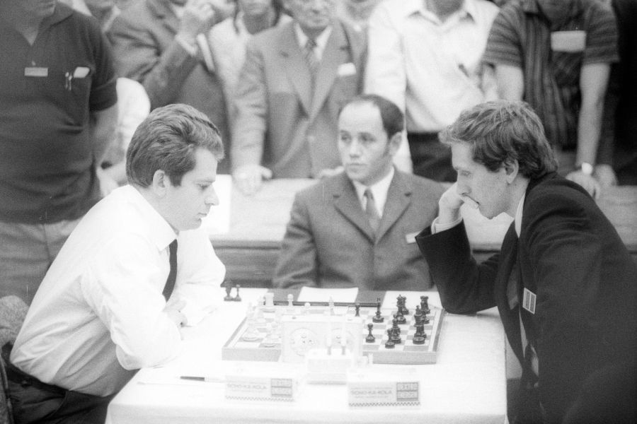 Spasski a pierdut titlul de campion mondial în faţa lui Fischer în 1972 // foto: Imago Spasski a pierdut titlul de campion mondial în faţa lui Fischer în 1972 // foto: Imago