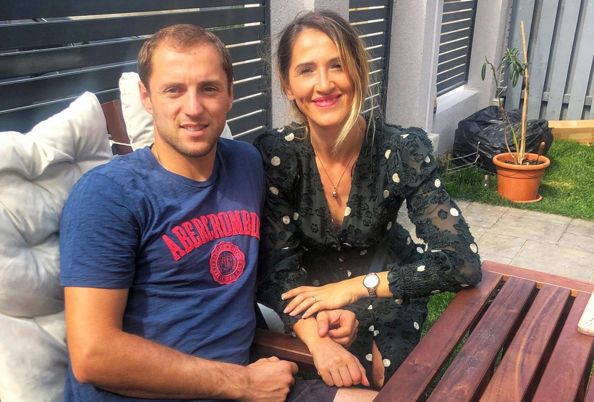 Cine e bielorusul căsătorit cu o jucătoare de tenis din România: a câștigat la Roland Garros și a fost #1 la juniori, acum s-a mutat la noi în țară