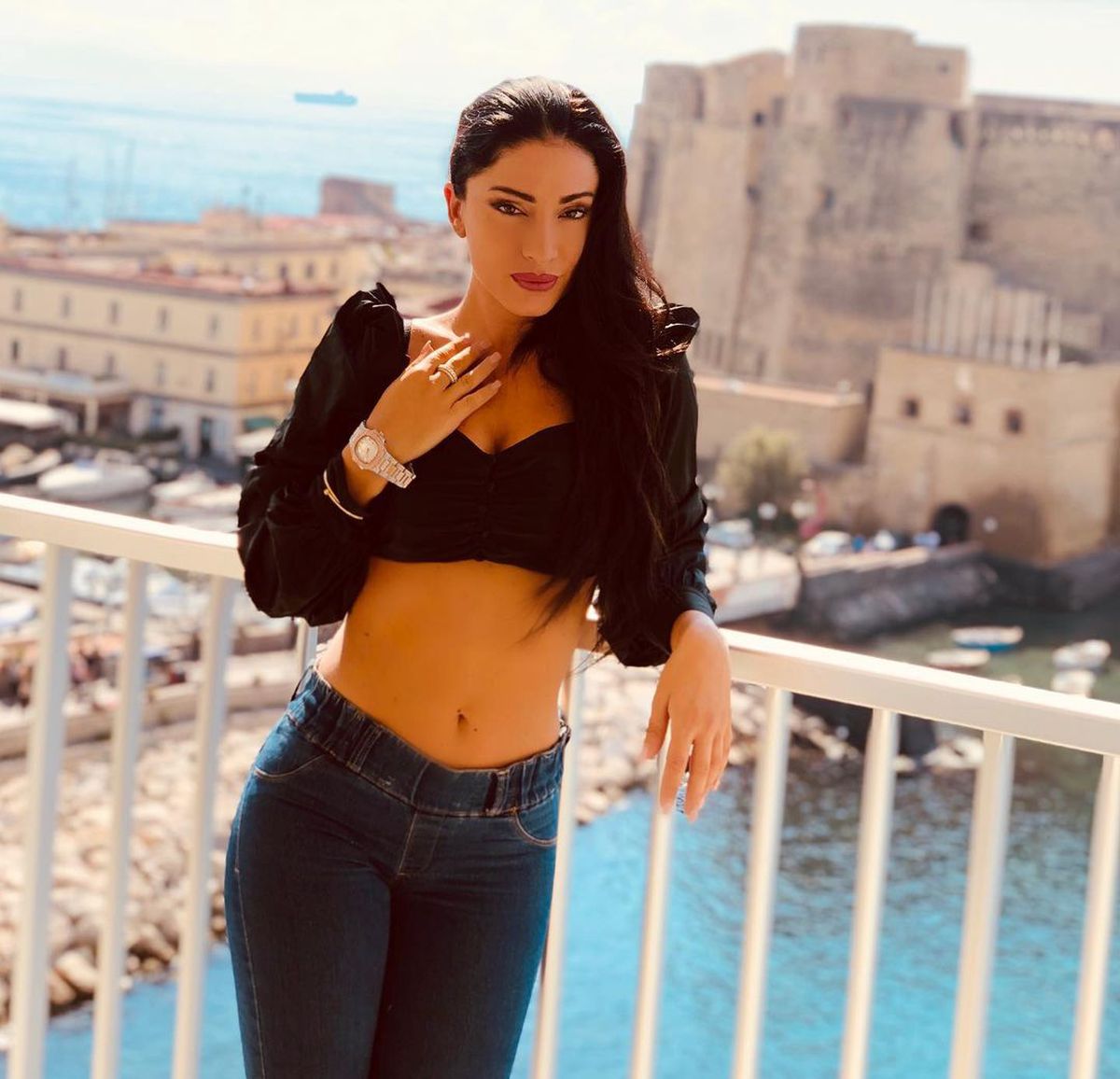 Cotă 40,00 pentru un număr de striptease în vestiar » Ce trebuie să facă Ionuț Radu și colegii lui pentru a elimina inhibițiile Stefaniei