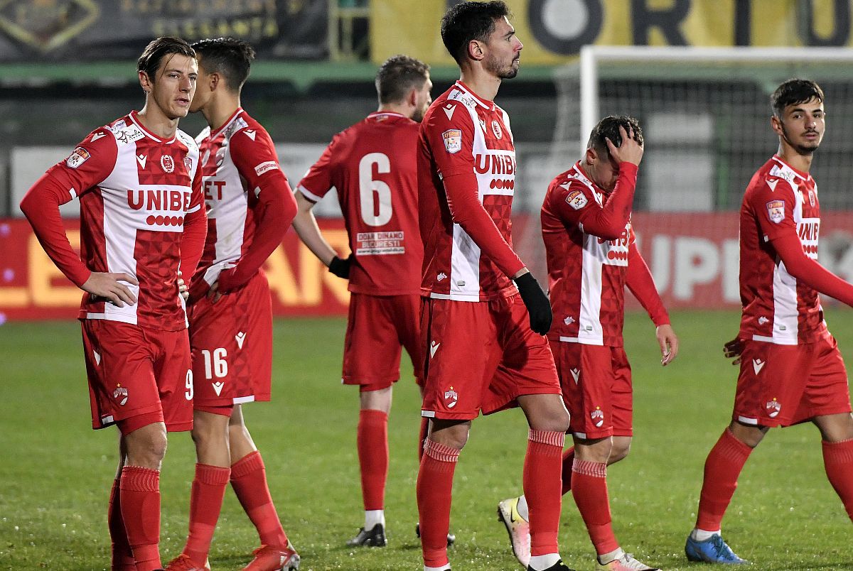 „Să le fie rușine să iasă din casă!” » O legendă a lui Dinamo, enervată la culme de atitudinea „câinilor”