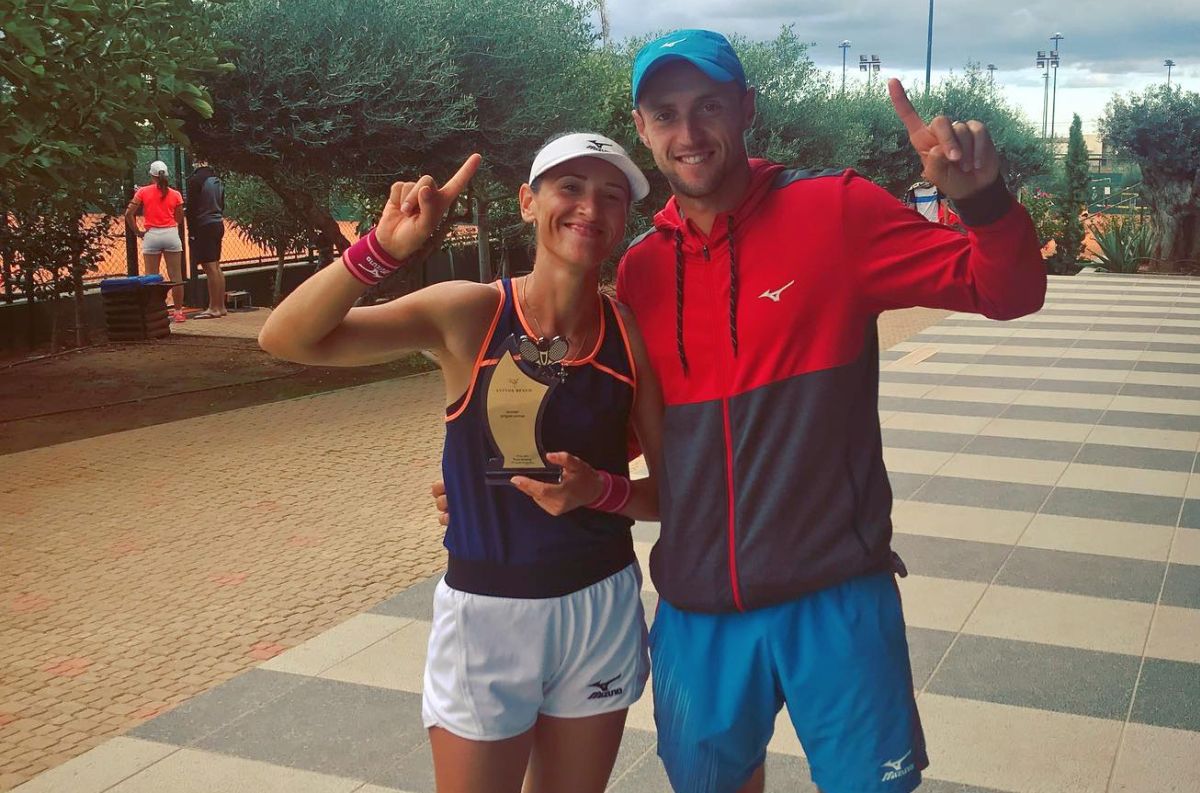 Cine e bielorusul căsătorit cu o jucătoare de tenis din România: a câștigat la Roland Garros și a fost #1 la juniori, acum s-a mutat la noi în țară