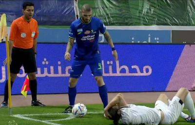 Controversa finalului de an în fotbal » Arbitrii au asistat impasibili la gestul complet lipsit de fair-play