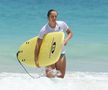 Iga Swiatek într-o ipostază inedită în Australia » A luat lecții de surf înainte de startul primei competiții a sezonului