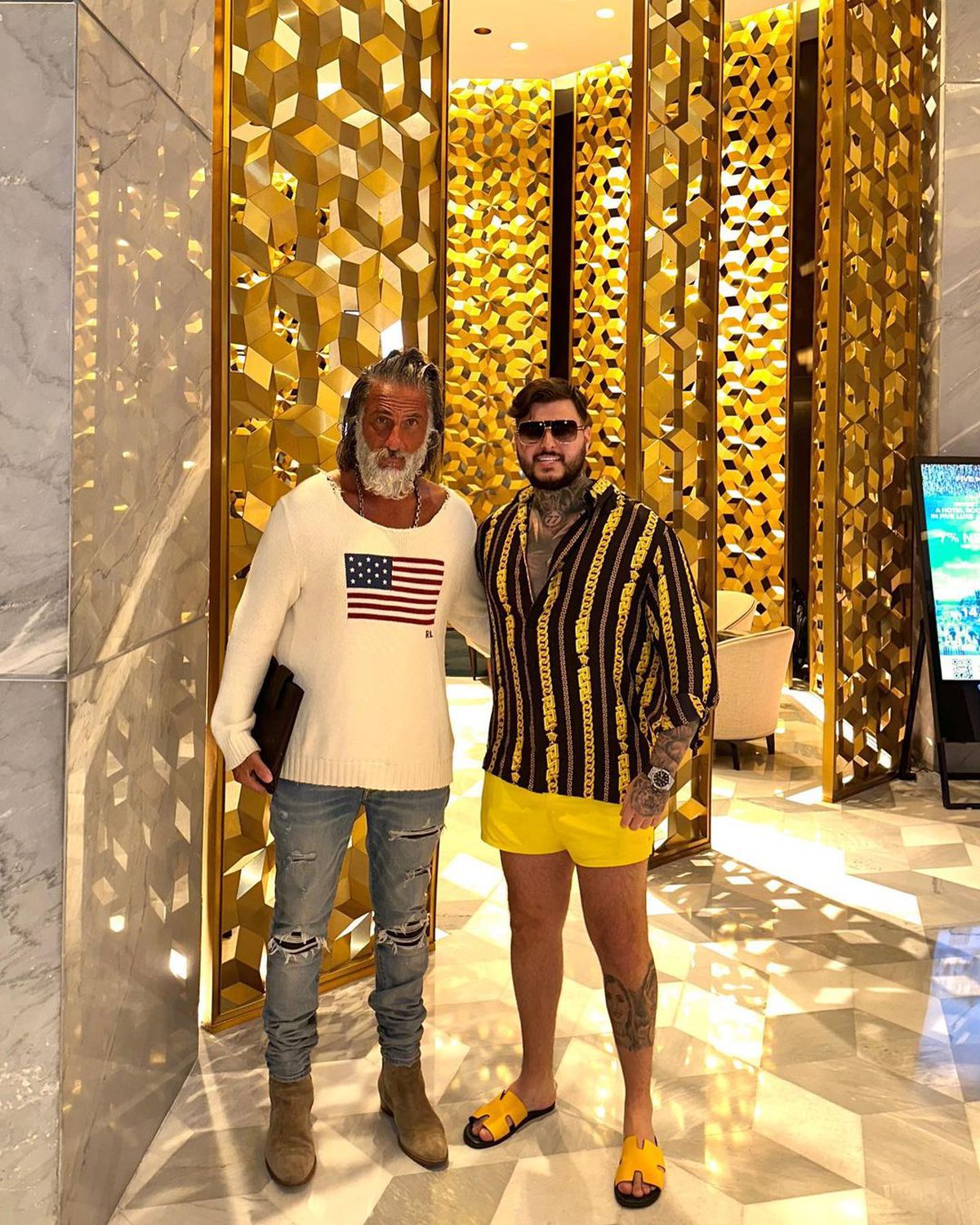 Adrian Mititelu Jr. a fost internat de urgență la spitalul Floreasca » Finanțatorul lui FCU Craiova confirmă: „Era foarte supărat, dar nu e vorba de suicid”