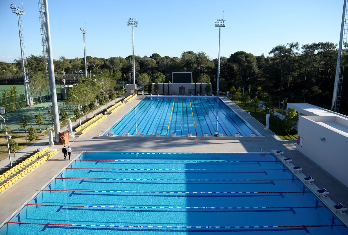 Gloria Sports Arena, doar antrenamente