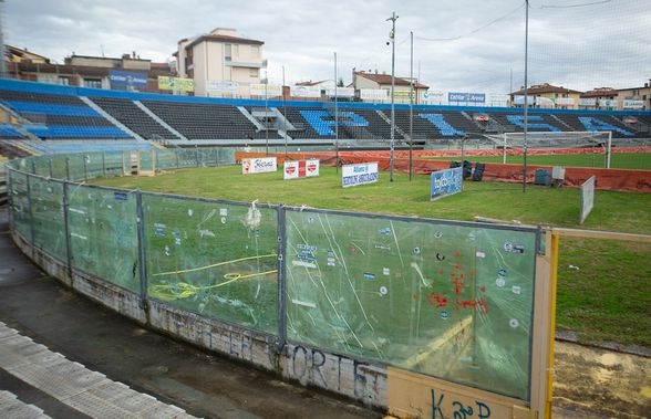 Sanctuarul decăzut al lui Mircea Lucescu! Imagini cu un complex suferind: tencuieli prăbușite, fisuri și două falimente