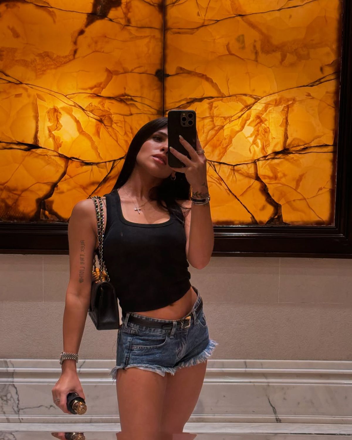 Călătorește 11.000 de km pentru a petrece Revelionul alături de unul dintre cei mai în formă fotbaliști ai campionatului » Se despărțiseră în urmă cu două luni