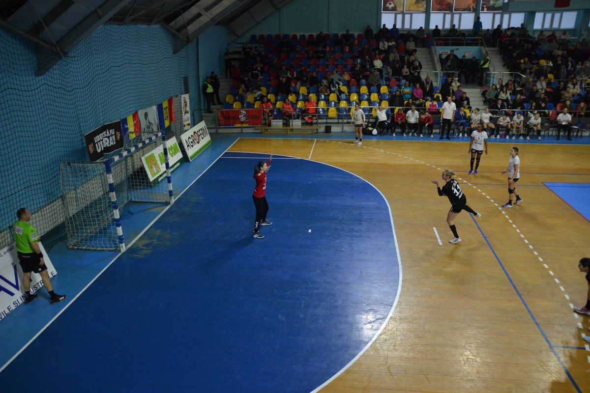 HC Zalău - CSM Târgu Jiu, meci spectaculos în Liga Florilor