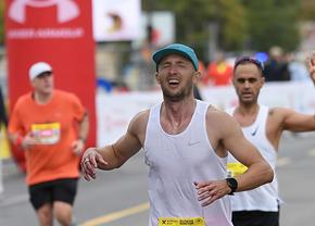 Triplul campion cu FCSB schimbă fotbalul cu atletismul în 2026: „Mă așteaptă maratonul de la Berlin”