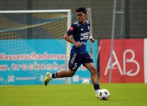 Interviu altfel cu puștiul-revelație din Liga 1: „Vin roșu, Mercedes și Las Vegas” + „Pe el l-aș mușca de gât dacă aș fi vampir”