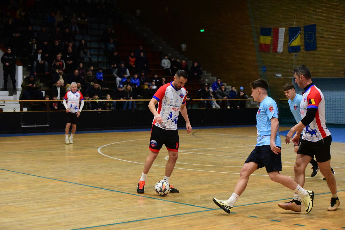 A schimbat tricoul! Cum a apărut Louis Munteanu la 48 de ore de la marea controversă cu echipamentul celor de la FCSB