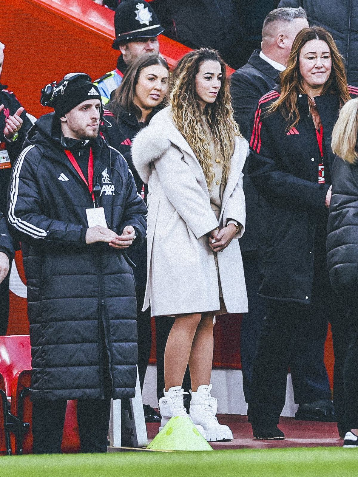 Liverpool, victorie la limită de „Boxing Day” cu „lanterna roșie” Wolverhampton. Premieră Wirtz, într-un meci încărcat de emoție