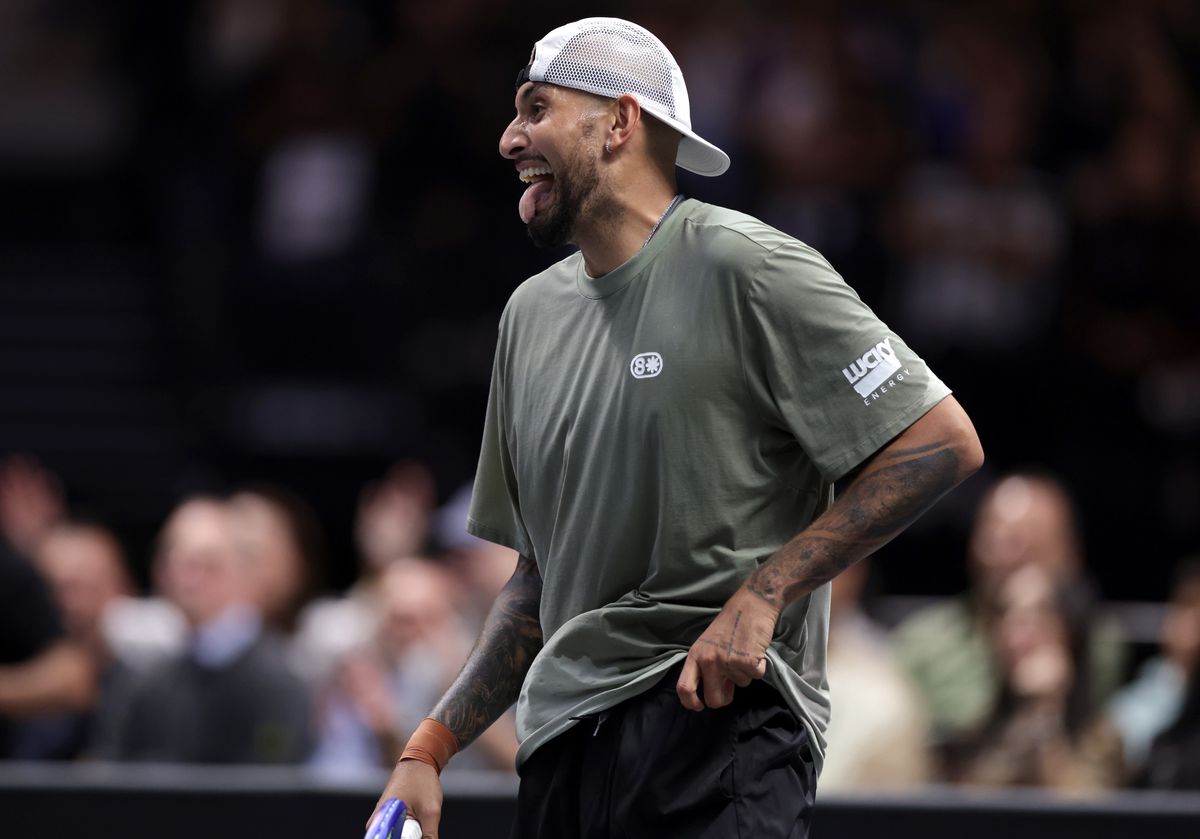 Ciocnirea Sabalenka - Kyrgios, prima „Bătălie a sexelor” din acest secol, tranșată în 77 de minute » Aryna, intrare de zile mari: „Pregătisem altceva”