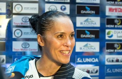 E oficial la CSM București! „Îmi doresc să contribui la performanța echipei”