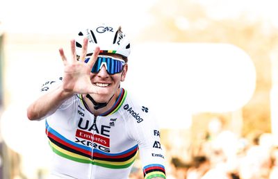 Antrenorul lui Tadej Pogacar, mesaj amenințător pentru adversari: „Nu îi cunoaștem adevărata limită”