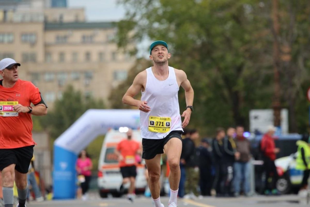 Triplul campion cu FCSB schimbă fotbalul cu atletismul în 2026: „Mă așteaptă maratonul de la Berlin”