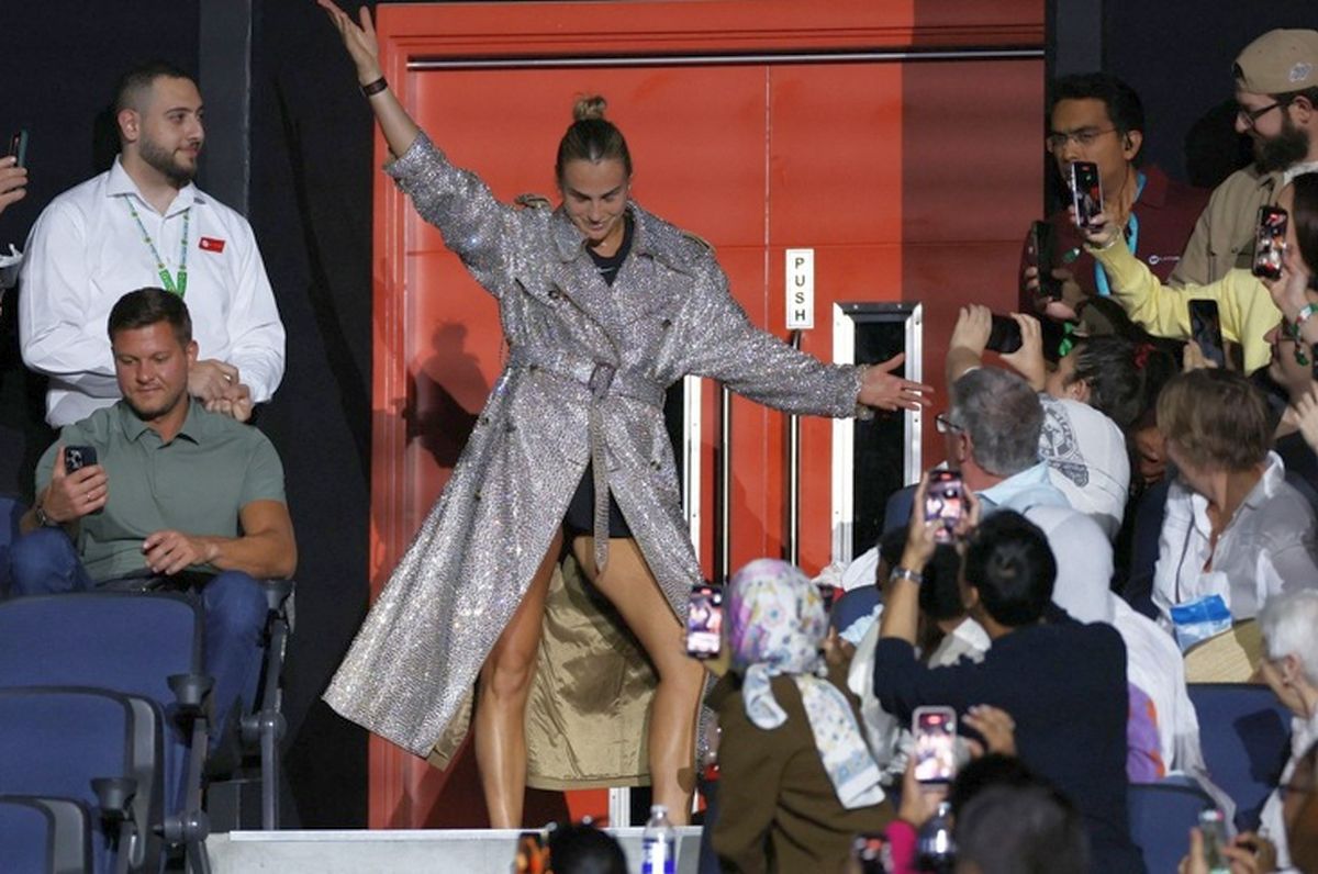 Ciocnirea Sabalenka - Kyrgios, prima „Bătălie a sexelor” din acest secol, tranșată în 77 de minute » Aryna, intrare de zile mari: „Pregătisem altceva”