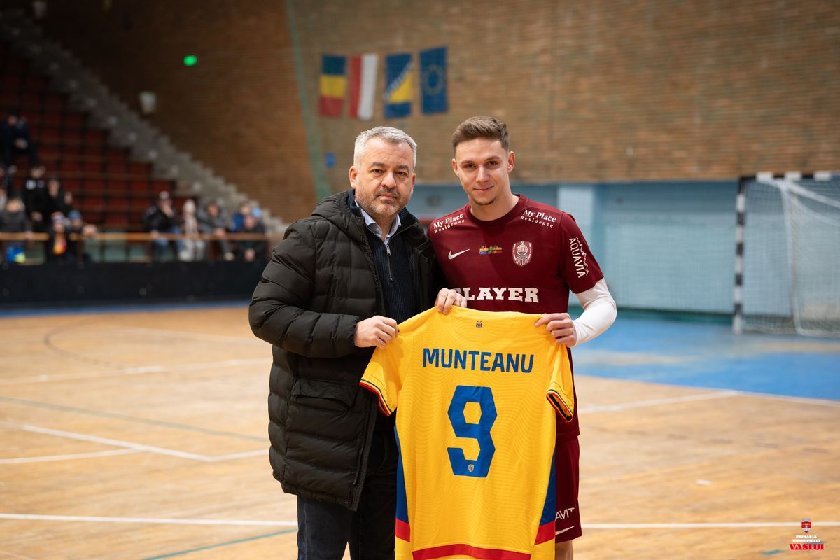 A schimbat tricoul! Cum a apărut Louis Munteanu la 48 de ore de la marea controversă cu echipamentul celor de la FCSB