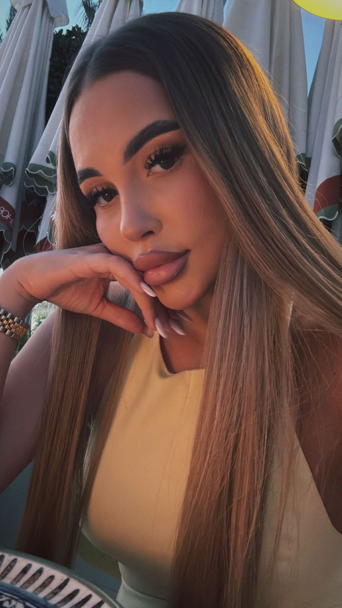 Ziua și cererea în căsătorie » Jucătorul FCSB-ului și-a surprins iubita de sărbători: „Cât de norocoasă pot fi?”