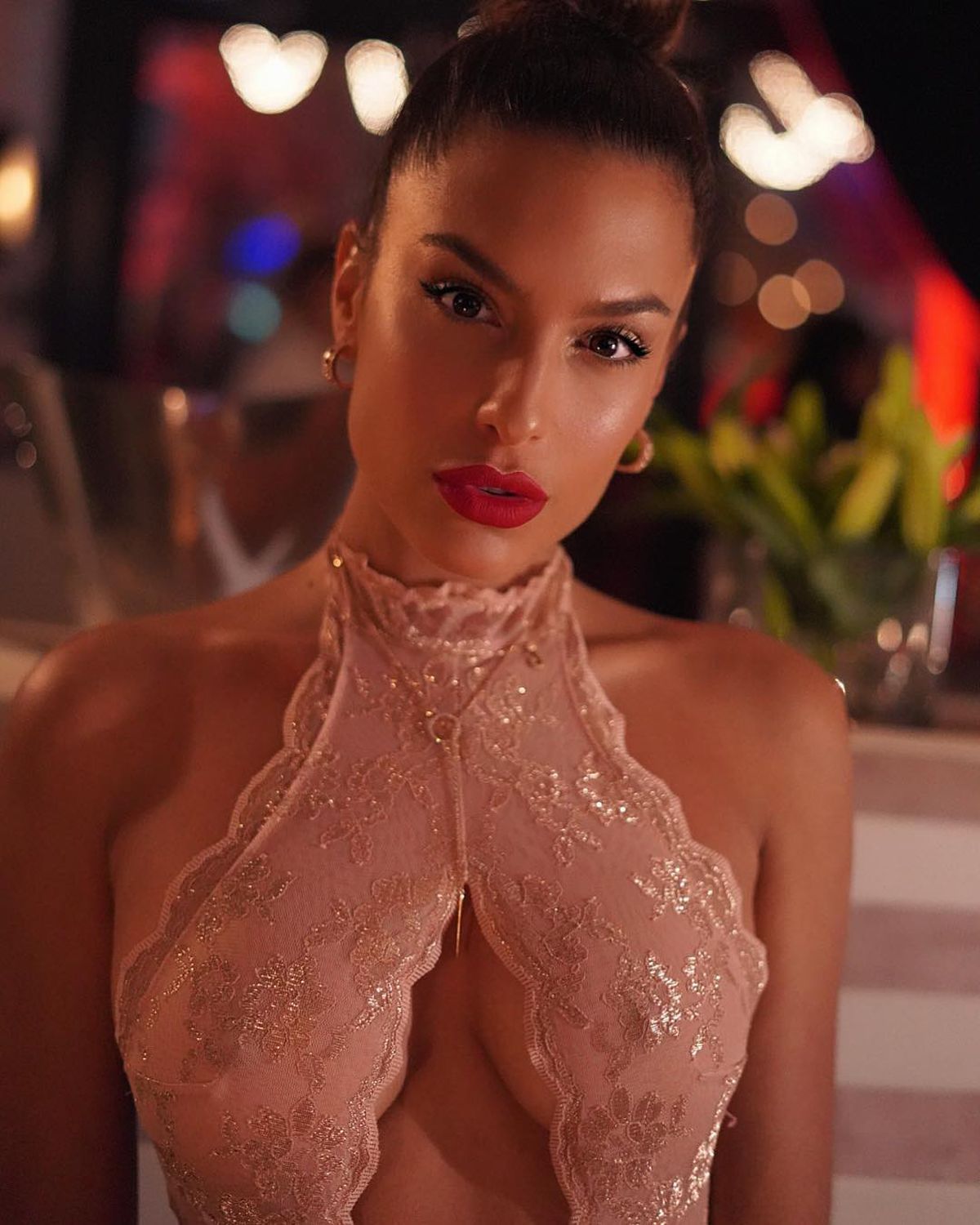 GALERIE FOTO E răvășitoare! Borriello și Verratti se ceartă pentru Jessica, un manechin care încântă Instagramul!