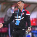 Cosmin Contra (45 de ani) și Javi Reyes (50 de ani) au deschis procese în comisiile FRF și vor salariile neplătite până acum de Dinamo.