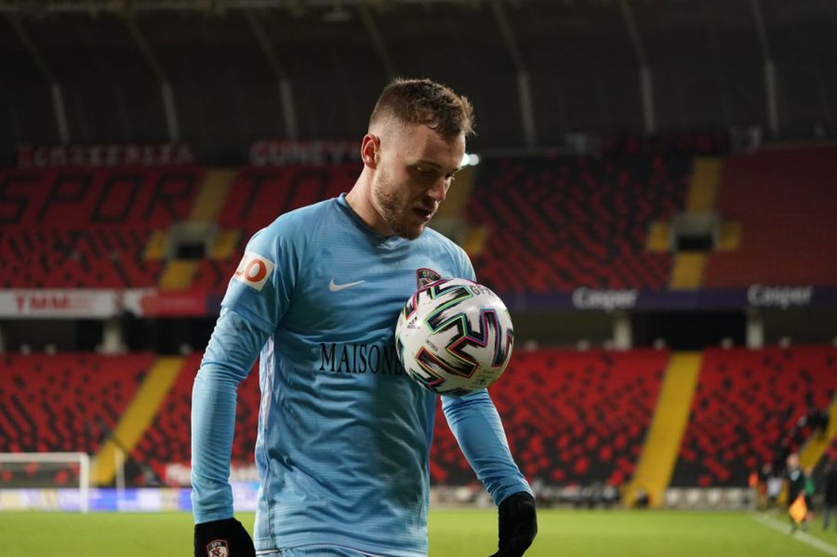 FOTO+VIDEO. Alex Maxim, gol în minutul 90+8 al meciului dintre Gaziantep și Galatasaray » Cât s-a terminat partida