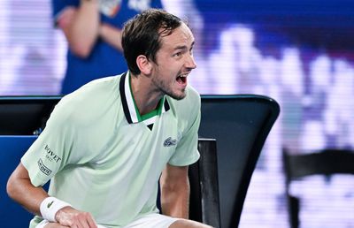 Daniil Medvedev a primit cea mai mare amendă din istoria Australian Open » Ce sumă trebuie să plătească după scandalul din semifinale
