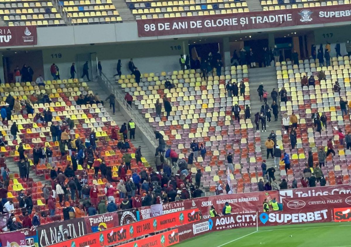Incidente în pauza meciului Rapid - UTA » Au fost implicați și fanii altor două formații