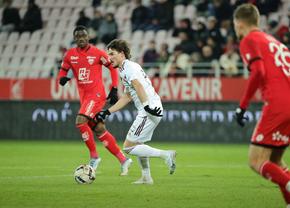 „Respiră fotbal!” » Antrenorul lui Bordeaux l-a elogiat pe Alexi Pitu. Faza cu care românul i-a uluit pe toți la debut