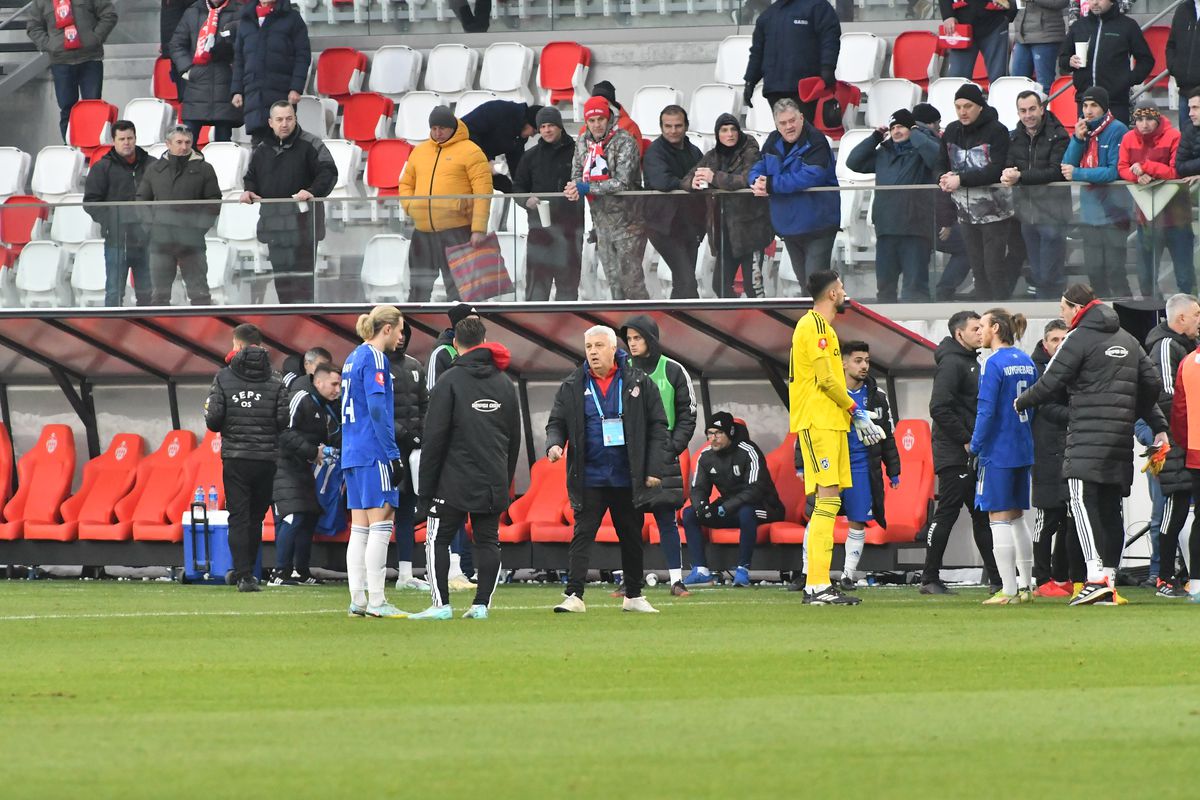 Scenariul avansat de șefii lui Sepsi, după oprirea meciului cu FCU Craiova: „Au premeditat totul!”
