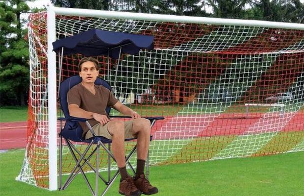 „Tătărușanu, ca o broască țestoasă”. Microbiștii și jurnaliștii n-au avut milă de român după 2-5 cu Sassuolo: cele mai tari glume