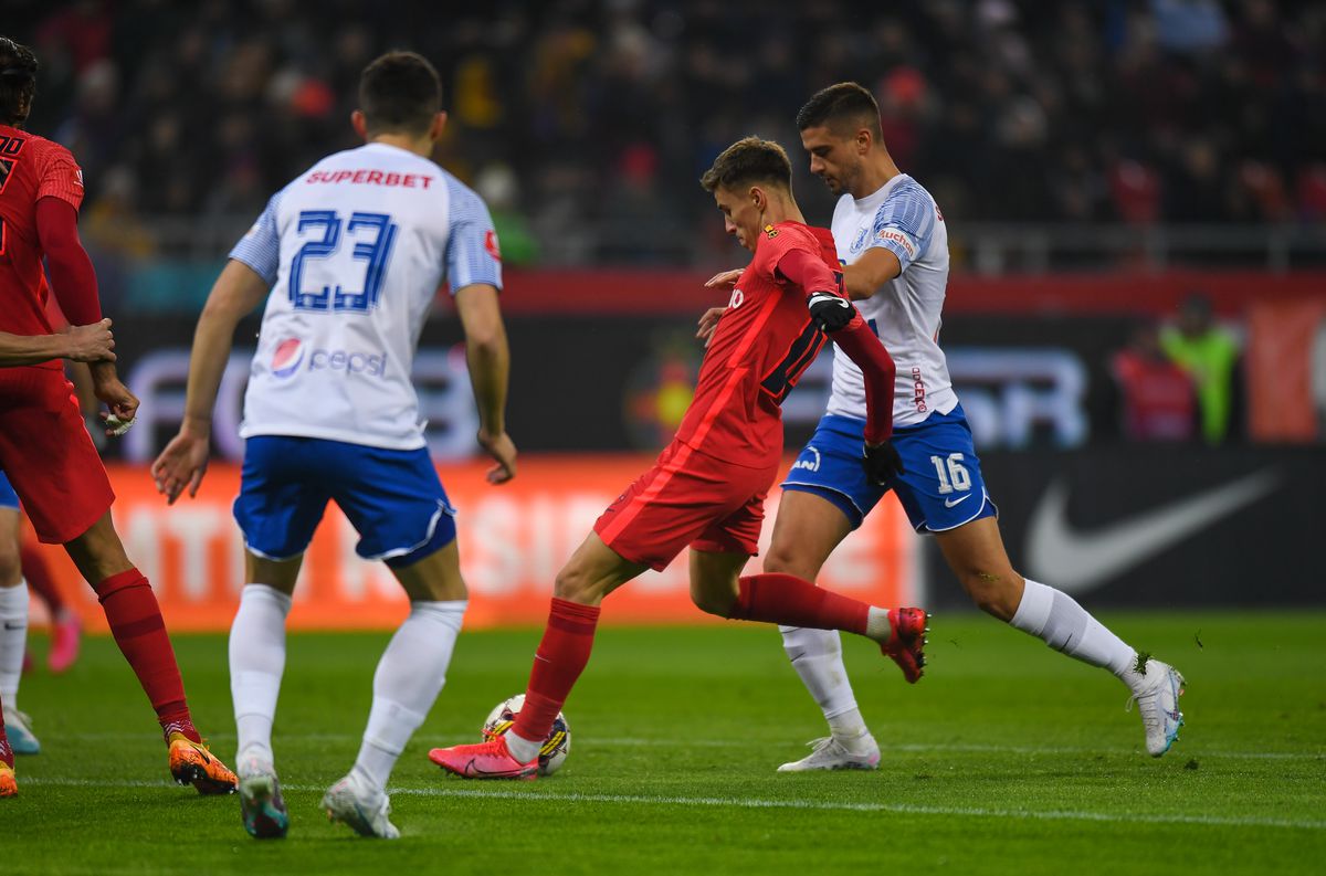 Hațegan și Feșnic, mai inspirați decât arbitrii din Premier League » Motivul pentru care au anulat reușita lui Octavian Popescu