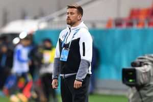 Pintilii a driblat subiectul fierbinte de la flash-interviu: „Nu mă puneți să dau în el”