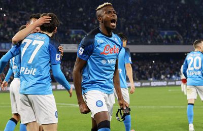 Napoli decolează spre primul titlu după 33 de ani » Mourinho, înfrânt pe terenul liderului