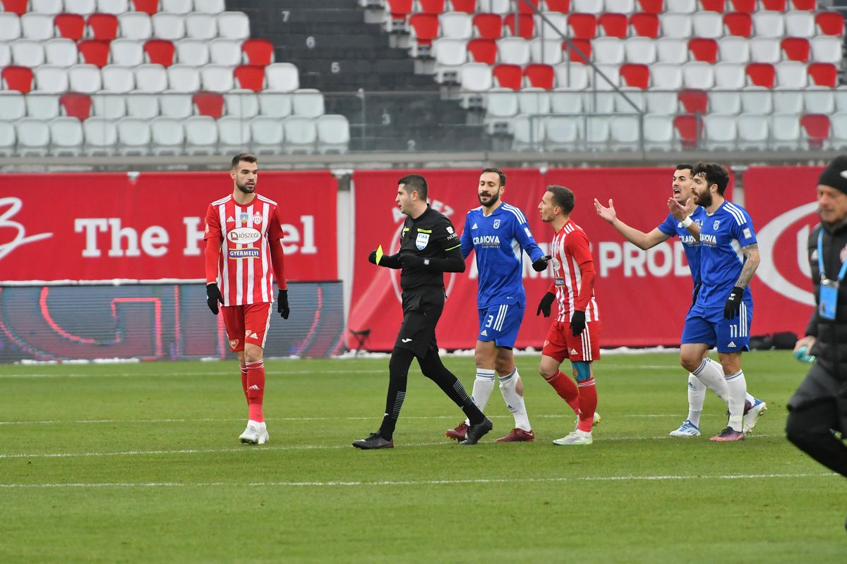 SEPSI - FCU CRAIOVA -- INTRERUPT