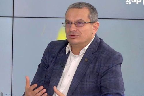 Csaba Asztalos, președintele Consiliului Național pentru Combaterea Discriminării (CNCD), salută decizia „centralului” Andrei Chivulete.