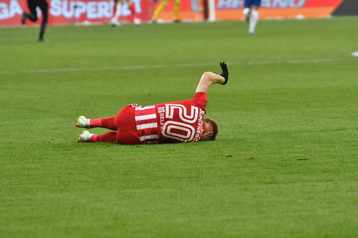 SEPSI - FCU CRAIOVA -- INTRERUPT