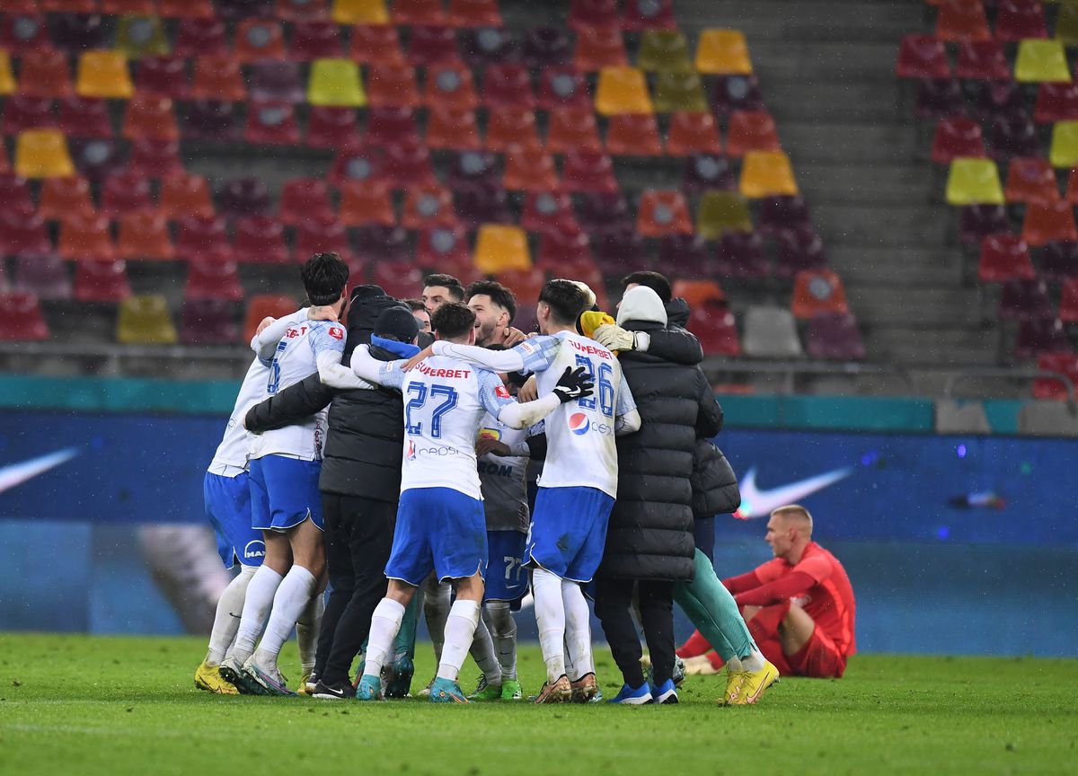 Gheorghe Hagi, bucurie la Farul - FCSB 3-2, foto: Raed Krishan/GSP