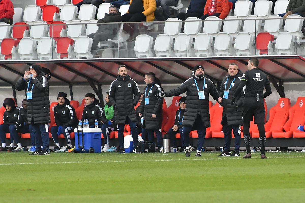 Ce prevede regulamentul, după ce Sepsi - FCU Craiova a fost oprit definitiv » Marius Avram explică: „Astea sunt instrucțiunile FIFA”