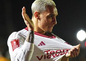 Gestul lui Antony după o victorie cu o echipă din Liga 4 ar trebui să pună întrebarea: „Are simțul penibilului sau nu vedeta lui United?”