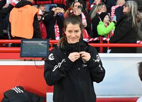 Marie-Louise Eta a scris istorie în Bundesliga după ce a devenit prima femeie antrenor din istoria competiției