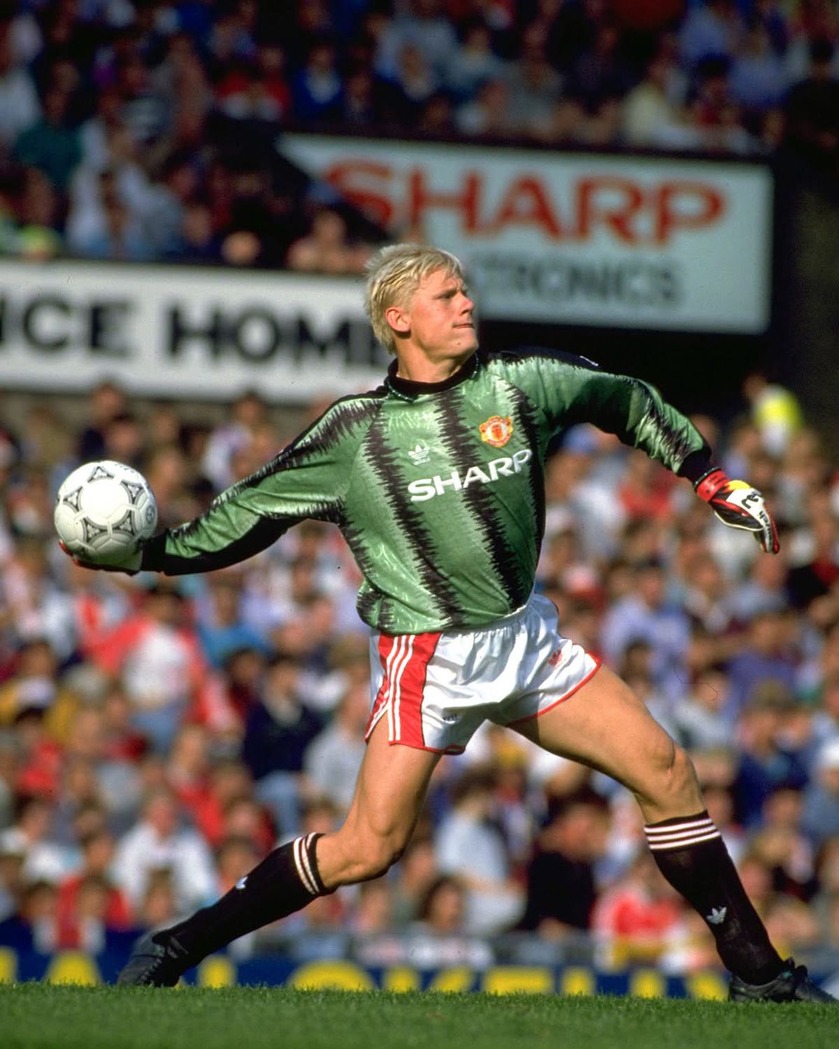 Ce au în comun Ianis Hagi și Kasper Schmeichel? Concluzia uriașului Peter Schmeichel, în interviul-eveniment pentru GSP: „E o povară! Nu e deloc corect”