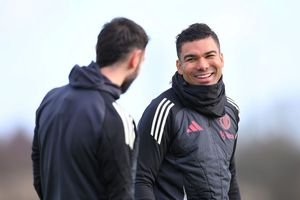 Amorim a lăsat o vedetă acasă: lotul deplasat de Manchester United la București, pentru FCSB