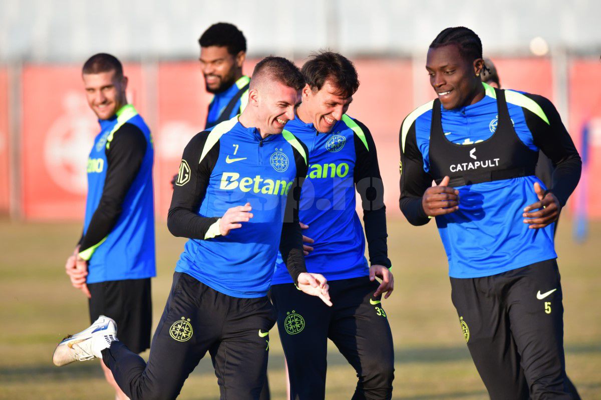 Voie bună înainte de Manchester United » Imagini de la antrenamentul oficial: cine i-a îmbărbătat pe roș-albaștri